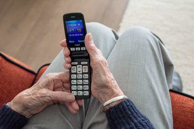 telefon z klapka